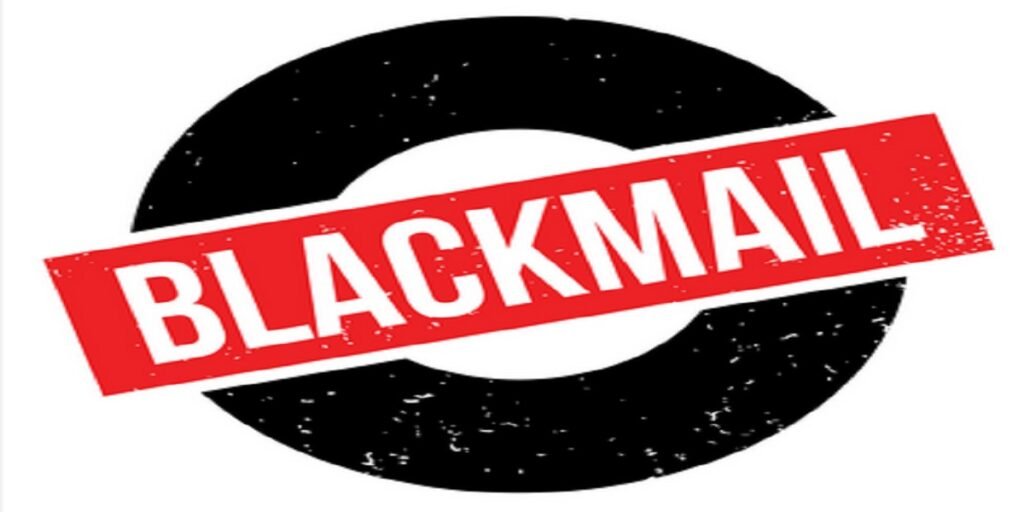 छत्तीसगढ़ : आरक्षक पर ब्लैकमेलिंग का आरोप, एसपी ने तत्काल किया सस्पेंड