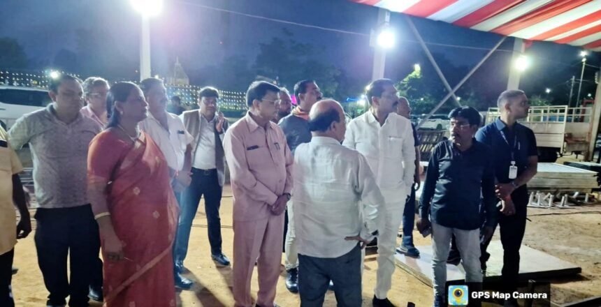 कोरबा: मंत्री लखनलाल देवांगन ने रामलीला स्थल पहुंचकर तैयारियों का लिया जायजा, अधिकारियों को दिए निर्देश