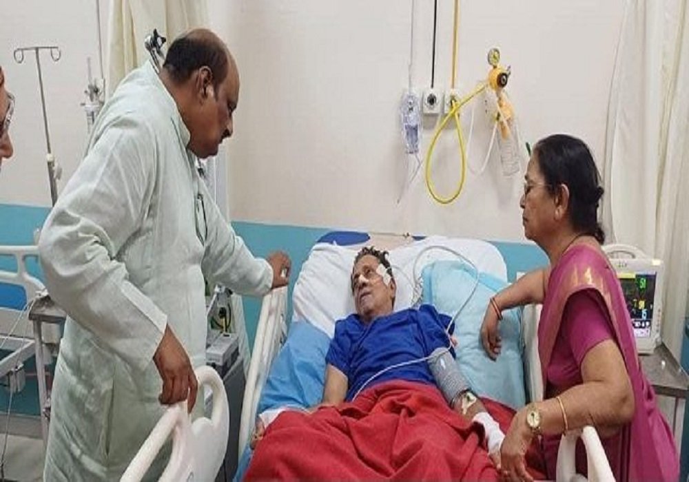 पूर्व मंत्री जय सिंह अग्रवाल ने पूर्व उपाध्यक्ष बनवारी लाल अग्रवाल से की मुलाकात