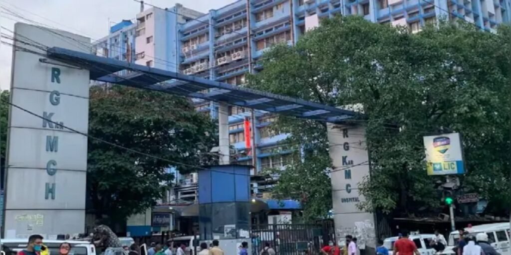 आरजी कर मेडिकल कॉलेज की छात्रा की संदिग्ध मौत, मां ने कहा- “बेटी आत्महत्या नहीं कर सकती”, मंगेतर पर लगाए गंभीर आरोप