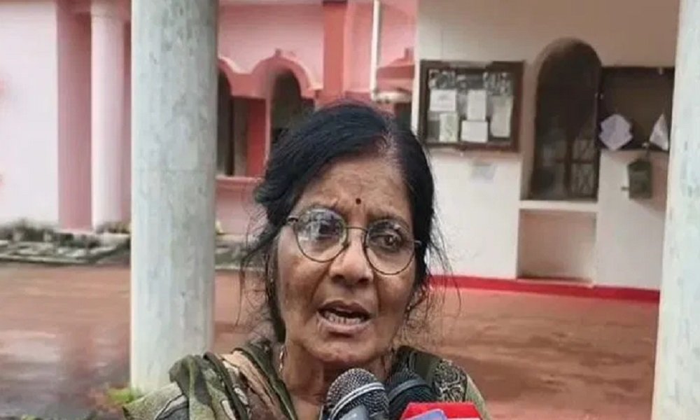 CG: रेड्डी की पत्नी शांति प्रिया ने कलेक्टर कार्यालय में आदेश चस्पा किया, शव संरक्षित कर जांच कराने के निर्देश