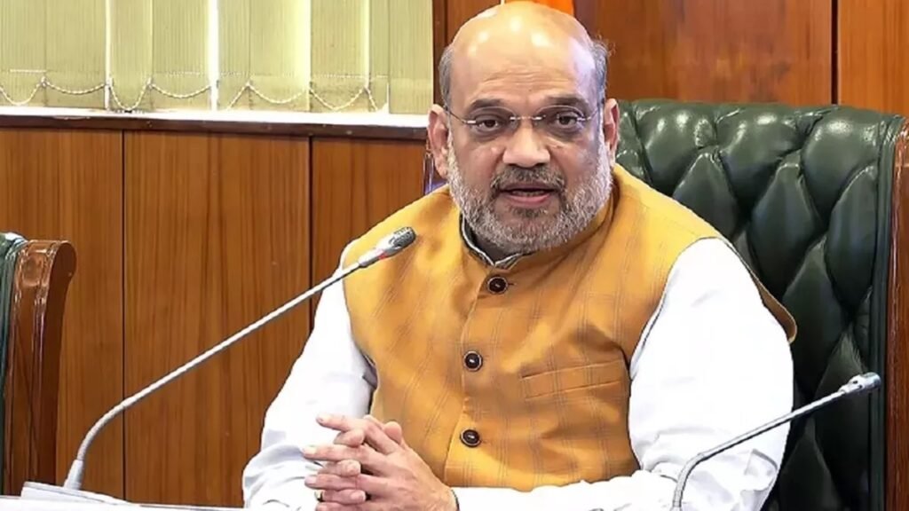 Amit Shah in CG: अमित शाह के छत्तीसगढ़ दौरे का दूसरा दिन, आज बस्तर दशहरा में होंगे शामिल; महतारी वंदन की 20वीं किस्त करेंगे जारी