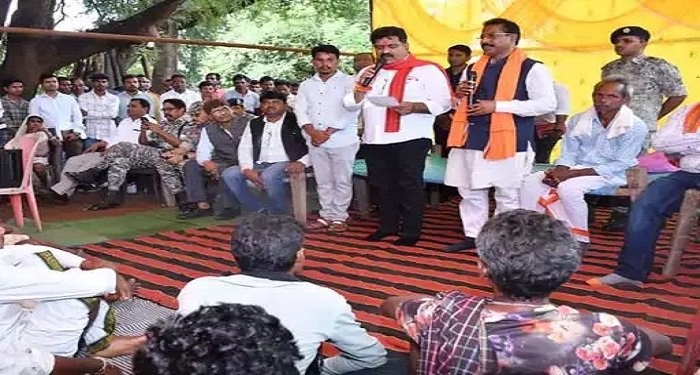 सरकार की पहल: नक्सलियों को स्किल डेवलपमेंट और फ्री मोबाइल सुविधा, परिवार से बातचीत होगी आसान