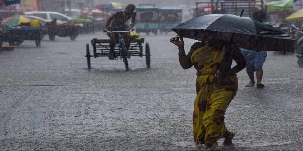 Chhattisgarh Weather: साइक्लोन मोंथा के कारण छत्तीसगढ़ में मौसम में बड़े बदलाव की चेतावनी, भारी बारिश की आशंका