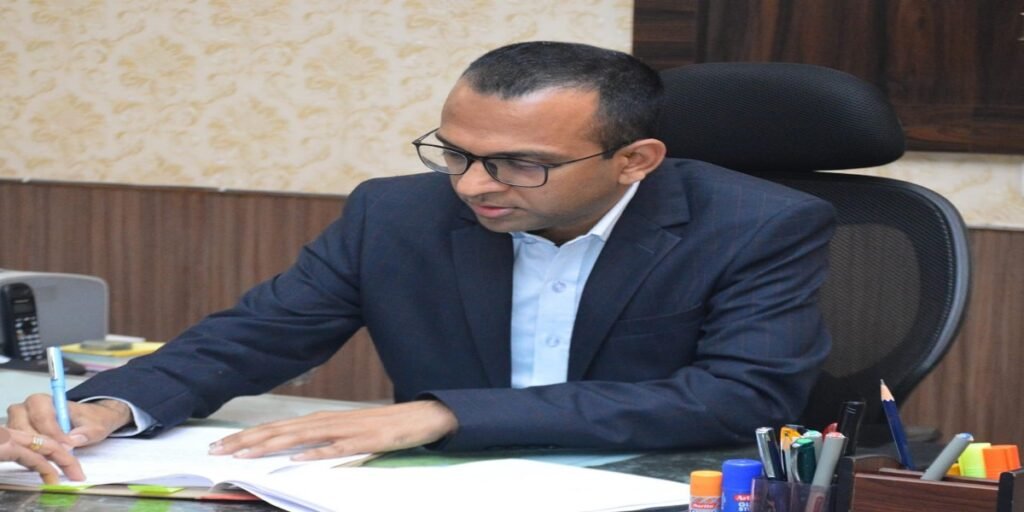 कोरबा: धान खरीदी की पारदर्शिता पर कलेक्टर सख्त, एस्मा के तहत कार्रवाई के निर्देश