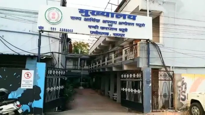 छत्तीसगढ़ में बड़ी कार्रवाई: ACB-EOW की 20 ठिकानों पर एकसाथ छापेमारी, कई आरआई अधिकारी जांच के दायरे में