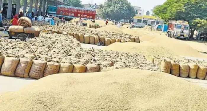 छत्तीसगढ़ में समर्थन मूल्य पर धान खरीदी का उत्साह, चार दिनों में 7.28 लाख क्विंटल की खरीद