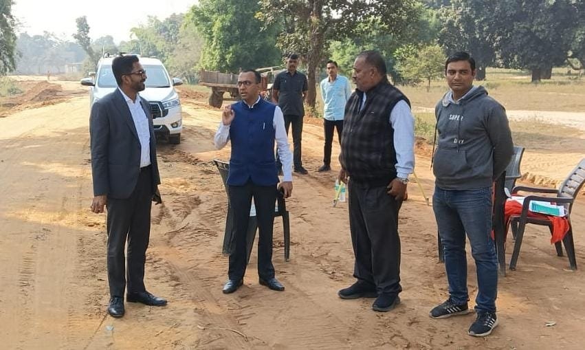 झोराघाट को मिलेगा इको-टूरिज्म का नया रंग, कलेक्टर और वनमंडल अधिकारी ने किया निरीक्षण