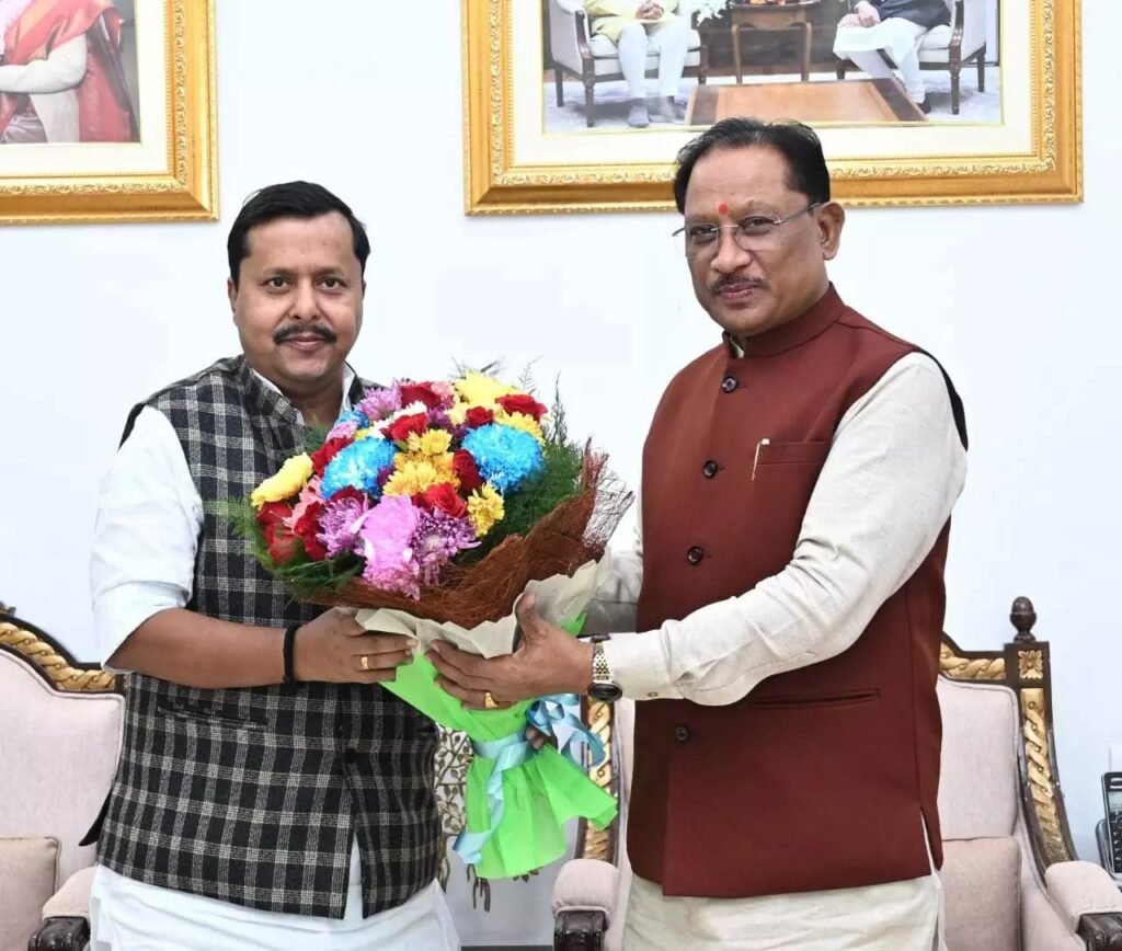 सीएम साय से बिहार के कैबिनेट मंत्री नितिन नवीन की सौजन्य मुलाकात, भाजपा-शासित राज्यों के तालमेल पर हुई चर्चा