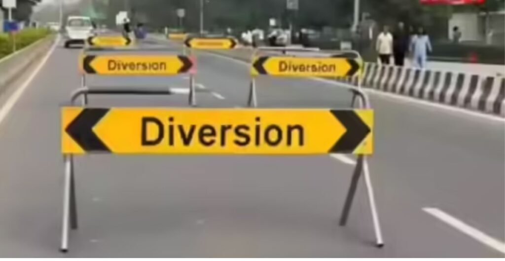 Mathura Traffic Diversion: आज इन मार्गों पर बदला रूट, घर से निकलने से पहले जरूर पढ़ें ट्रैफिक एडवाइजरी Mathura