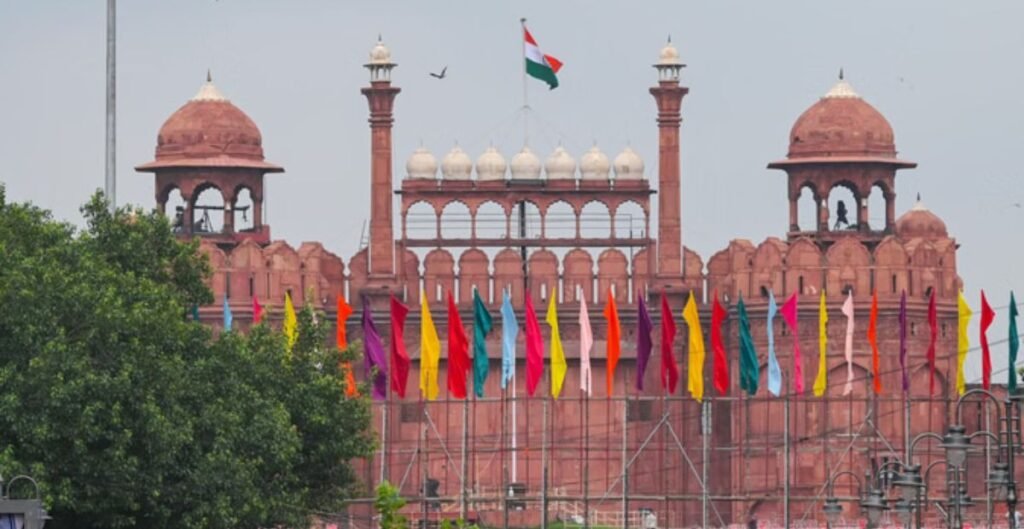 India Hosts UNESCO Heritage Meet: लाल किले में पहली बार होगा यूनेस्को सांस्कृतिक विरासत समिति का 20वां सत्र, PM मोदी कर सकते हैं उद्घाटन लाल किले