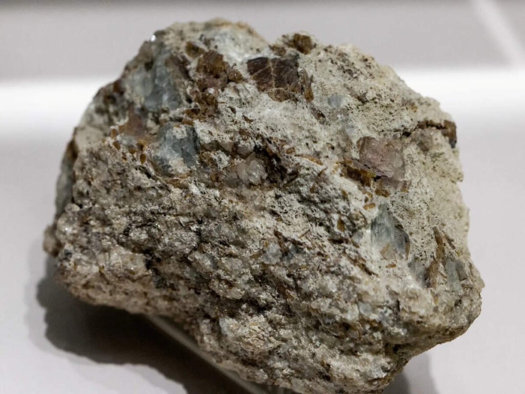 भारत बनेगा रेयर अर्थ मैगनेट्स का ग्लोबल हब, सरकार ने 7,000 करोड़ रुपये का प्रोत्साहन पैकेज घोषित किया