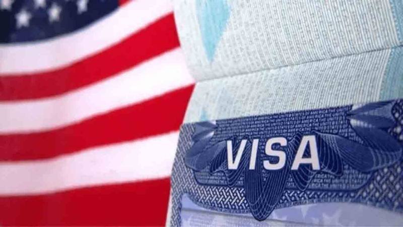 मोटे लोगों के लिए अमेरिका का Visa मुश्किल! नए हेल्थ नियम से स्टूडेंट्स और वर्कर्स में चिंता बढ़ी