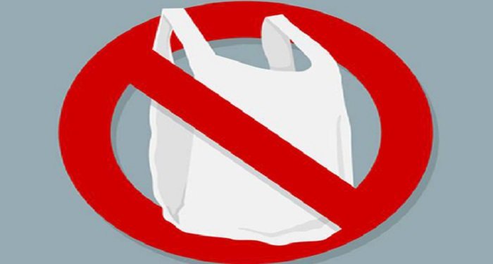 कोरबा: प्लास्टिक कैरीबैग इस्तेमाल करने वालों पर प्रशासन की कार्रवाई, वसूला गया अर्थदंड