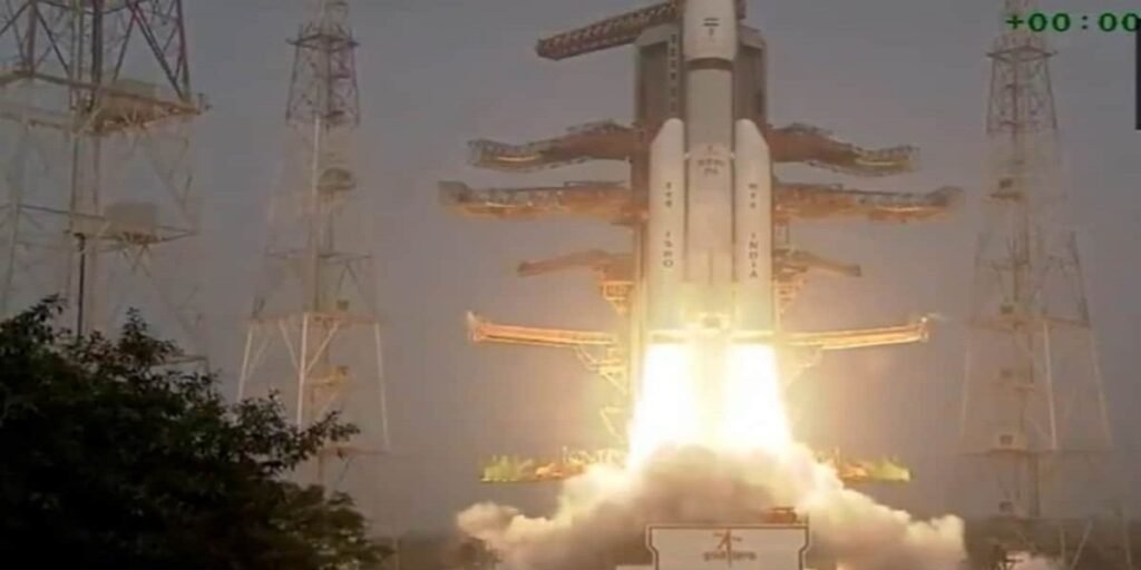 Bluebird Block-2 Satellite Launch: ISRO ने ब्लूबर्ड ब्लॉक-2 सैटेलाइट लॉन्च कर इतिहास रचा, मोबाइल नेटवर्क की दुनिया में आएगी क्रांति