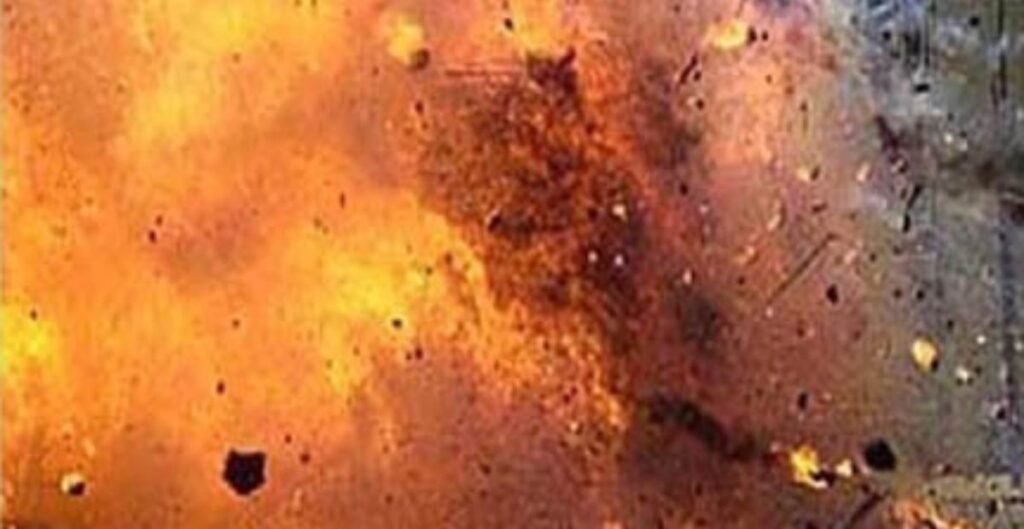 Bijapur IED Blast: बीजापुर में बारूदी सुरंग विस्फोट, सीआरपीएफ के दो जवान घायल विस्फोट