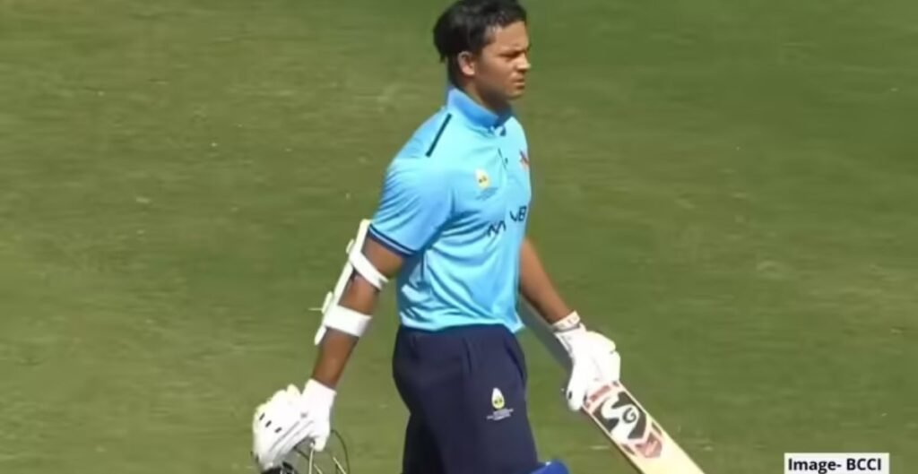 23 गेंद में फिफ्टी, 48 गेंद में शतक: यशस्वी जायसवाल की तूफानी पारी से ‘आउट ऑफ फॉर्म’ शुभमन गिल के लिए बढ़ी टेंशन? शतक