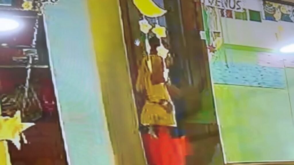 CG News : प्री-स्कूल में हैवानियत! यूनिफॉर्म नहीं पहनने पर बच्चों को कमरे में किया बंद, 3 साल की बच्ची का सिर दीवार से टकराया