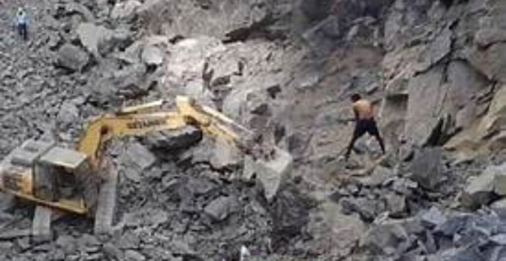 Odisha News: ढेंकनाल में पत्थर खदान में जोरदार धमाका, दो मजदूरों की मौत; अवैध खनन का खुलासा पत्थर खदान