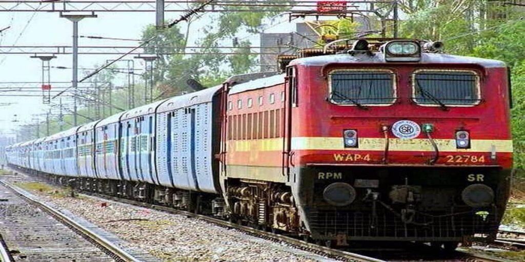 Chhattisgarh : त्योहारी सीजन से पहले RPF की बड़ी कार्रवाई, 1.64 लाख के 47 टिकटों के साथ दो दलाल गिरफ्तार