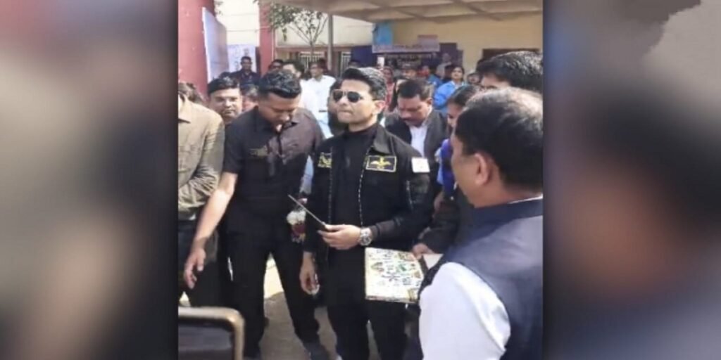 अंतरिक्ष से जुड़ा सपना अब बच्चों के करीब! रायपुर में ‘अंतरिक्ष संगवारी’ कार्यक्रम में शामिल हुए गगनवीर शुभांशु शुक्ला