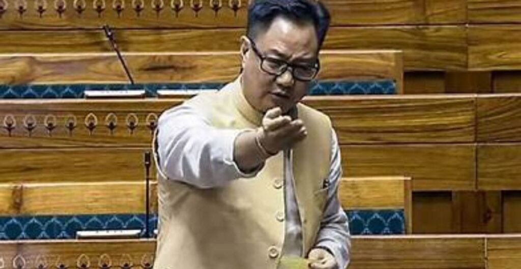 Politics: किरेन रिजिजू का राहुल गांधी पर हमला, बोले- संसद चलाने में नहीं रुचि; NGO वाली टिप्पणी से सियासत गरम संसद