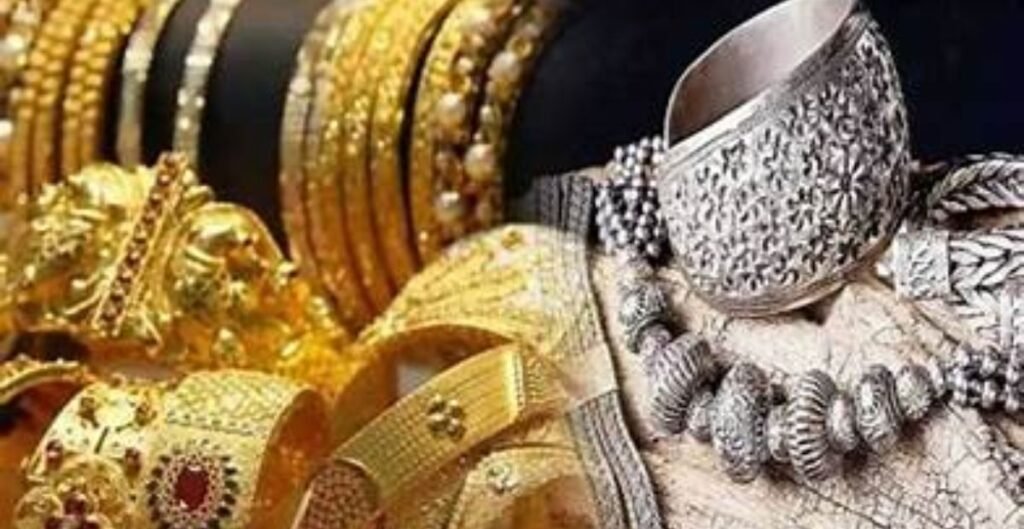 Gold Silver Price Today: सर्राफा बाजार में बड़ी गिरावट, चांदी ₹8,000 टूटी; सोना ₹1,250 हुआ सस्ता सर्राफा बाजार