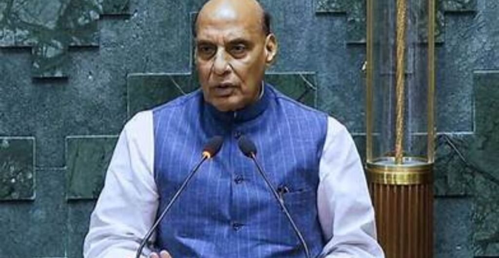 ईशा योग फाउंडेशन महाशिवरात्रि 2026: 33वें उत्सव में ‘भारत भूषण अवॉर्ड’ की शुरुआत, राजनाथ सिंह ने किया सम्मान भारत भूषण अवॉर्ड