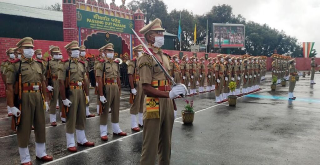 CAPF Promotion Row: ग्राउंड कमांडर पदोन्नति में पिछड़े, केंद्र में IPS बढ़ोतरी पर MHA की सलाह फाइलों में अटकी CAPF