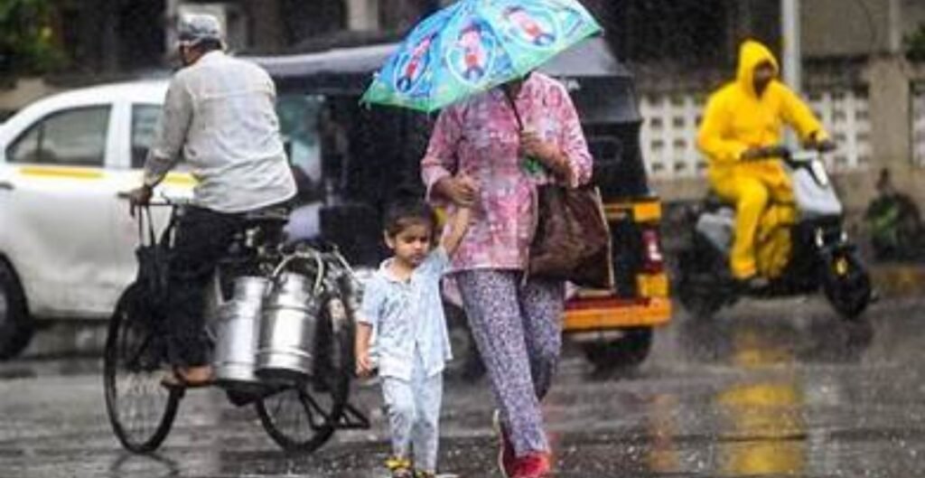 Weather Update: उत्तर-पश्चिम भारत में बदला मौसम, हिमपात और बारिश का दौर; India Meteorological Department ने अगले दो दिन का अलर्ट जारी किया मौसम