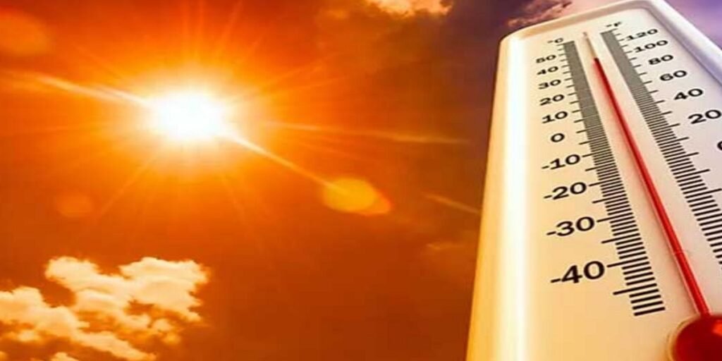 CG में मौसम हुआ गर्म, राजनांदगांव में तापमान 36°C के साथ सबसे अधिक, अंबिकापुर सबसे ठंडा; अगले 4 दिनों में बढ़ेगी तपिश