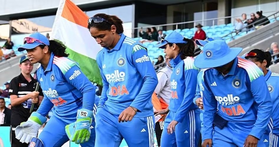 Team India Squad for T20 Series: साउथ अफ्रीका सीरीज के लिए भारतीय महिला टीम घोषित, अनुष्का शर्मा को पहली बार मिला मौका