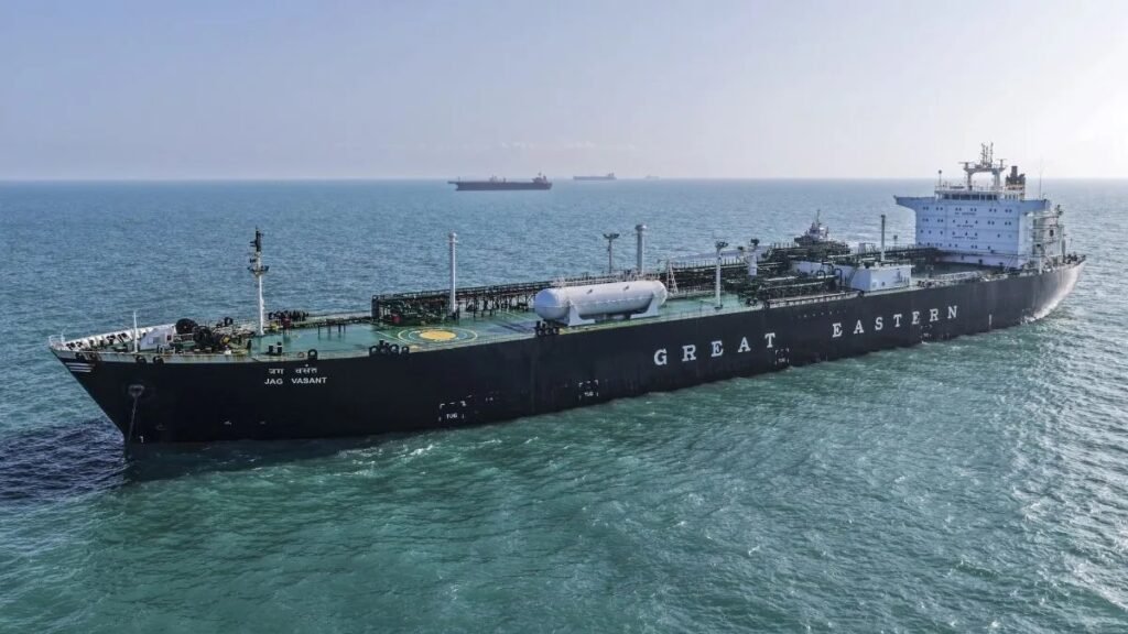 होर्मुज से सुरक्षित निकले 2 LPG जहाज, भारत को बड़ी राहत; आज मुंद्रा पोर्ट पहुंचेगा एक, जानें कितनी गैस ला रहे