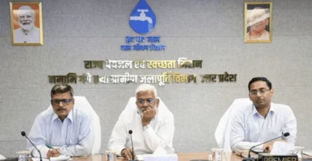 घर-घर नल से जल योजना में उत्तर प्रदेश शीर्ष पर, जल शक्ति मंत्रालय की बैठक में मंत्री सीआर पाटिल ने की समीक्षा जल योजना