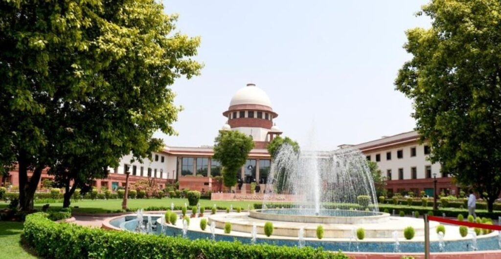 ₹500 करोड़ यूएई विवाद: सुप्रीम कोर्ट ने पूर्व CJI को सौंपी मध्यस्थता, जानिए क्या हैं अदालत के निर्देश सुप्रीम कोर्ट