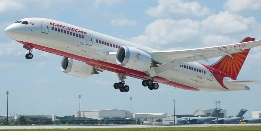 Air India Flight Diverted: न्यूयॉर्क से दिल्ली आ रही एअर इंडिया फ्लाइट तकनीकी खामी के कारण आयरलैंड डायवर्ट Air India