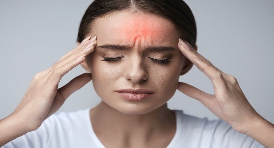 Headaches Causes: रिपोर्ट नॉर्मल, फिर भी सिरदर्द बरकरार! जानें छिपी वजहें जो बन रहीं दर्द का कारण