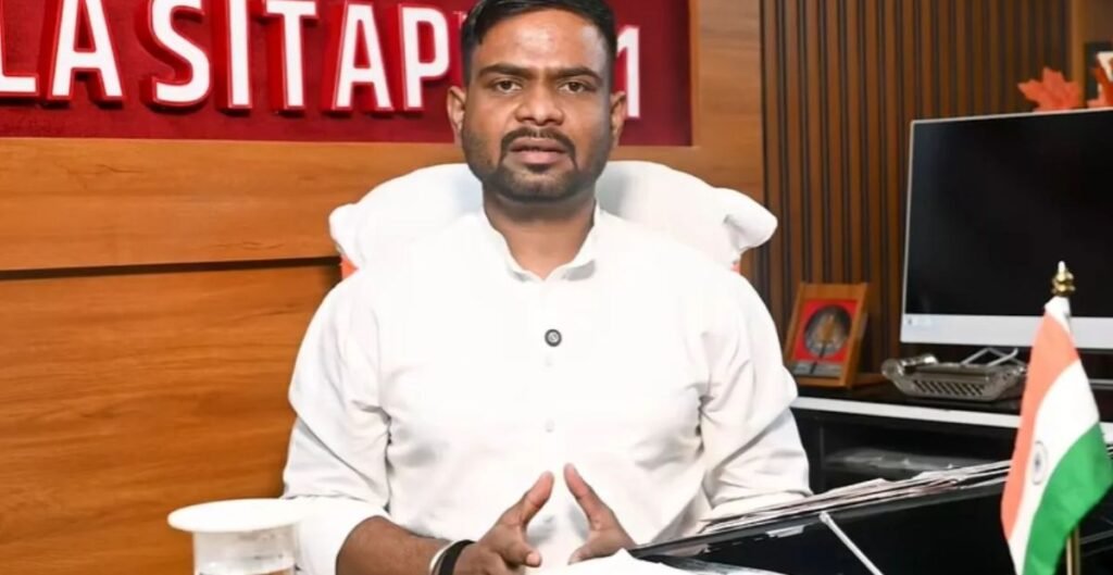 कर्मचारियों