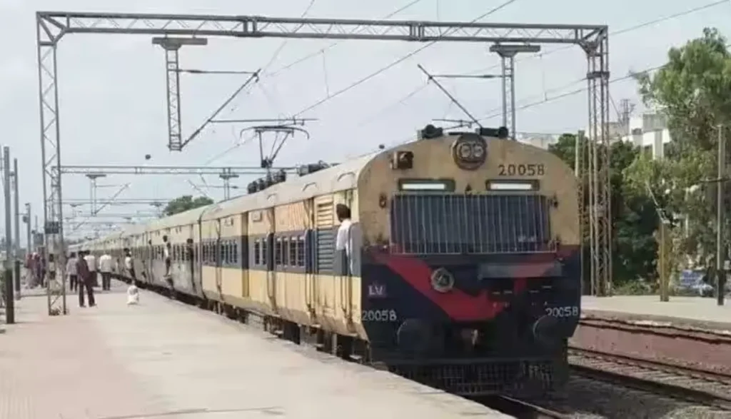 रेल