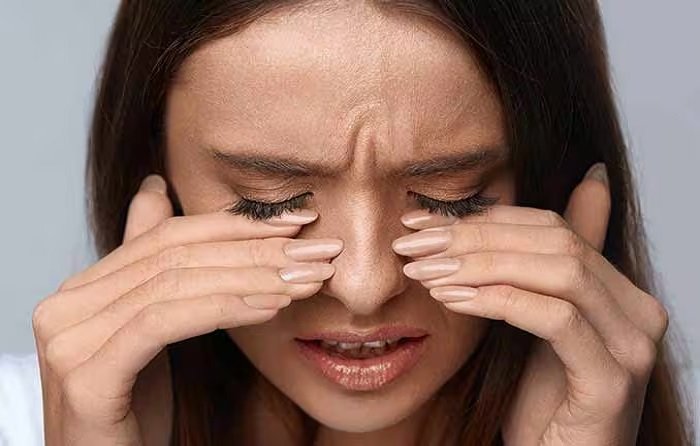 Eye Health Foods for Summer: गर्मी में आंखों की जलन से हैं परेशान? डाइट में शामिल करें ये फल-सब्जियां, मिलेगी राहत