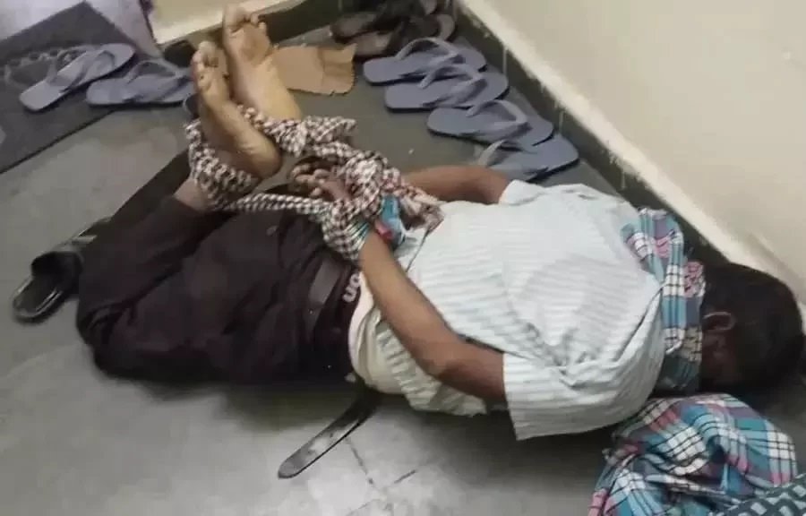 CG Crime News: बाल संप्रेक्षण गृह में चौकीदार की हत्या, हाथ-पैर बंधा मिला शव; 4 नाबालिग फरार