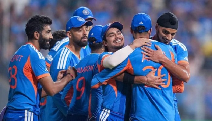 टी20 सीरीज के लिए जिम्बाब्वे रवाना हुई टीम इंडिया, वीवीएस लक्ष्मण निभाएंगे हेड कोच की जिम्मेदारी