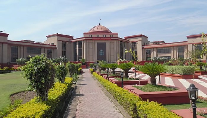 Chhattisgarh High Court में सोमवार से बदलेगी सुनवाई की व्यवस्था, जानिए किस बेंच में कौन से केस होंगे लिस्ट