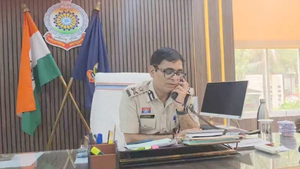 IPS पर 1 करोड़ रिश्वत मांगने का आरोप, जांच में बाधा न आए इसलिए ASI और आरक्षक लाइन अटैच