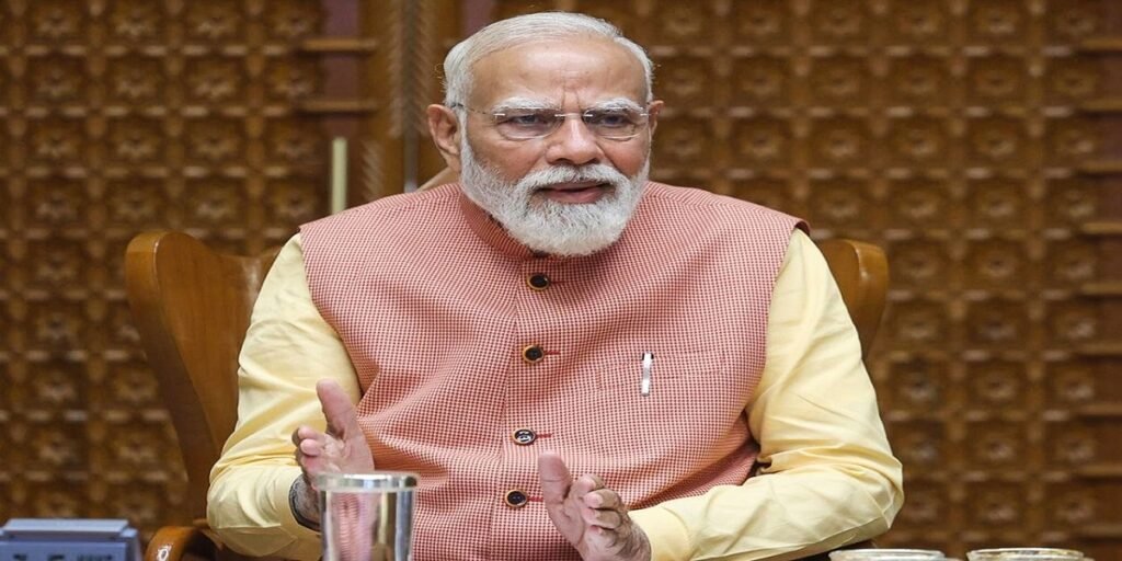 हाईलेवल मीटिंग में PM मोदी का विजन, अधिकारियों से दीर्घकालिक सोच के साथ काम करने की अपील