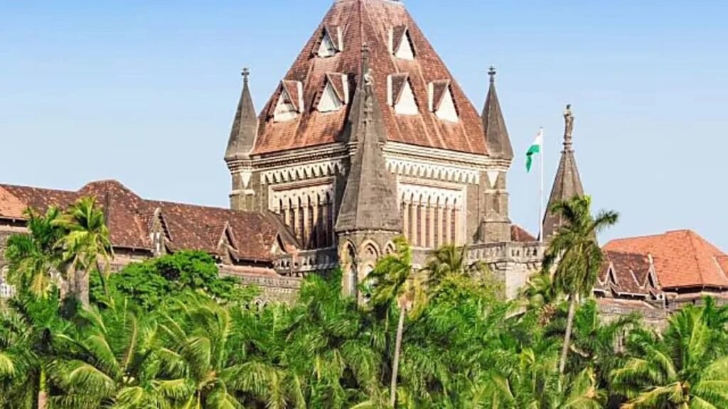 हाई कोर्ट में निकली चौथी पास के लिए भर्ती, आवेदन से पहले जान लें ये 4 जरूरी शर्तें