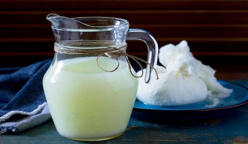 Paneer Water Benefits: पनीर बनाने के बाद बचे पानी को न समझें बेकार, रसोई में इन 5 तरीकों से करें इस्तेमाल