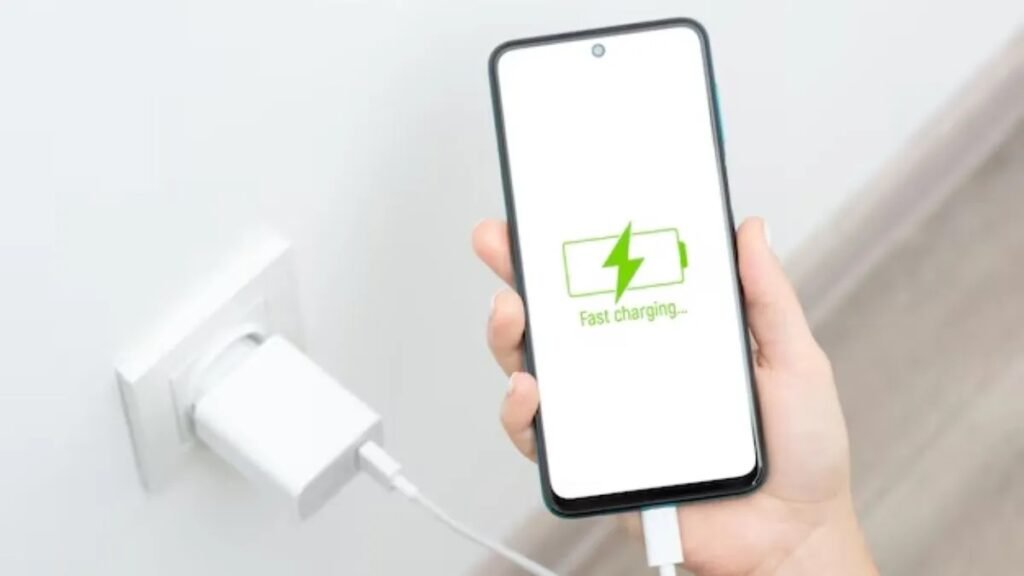 Fast Charging से खराब हो रही है फोन की Battery? जानिए क्या है सच