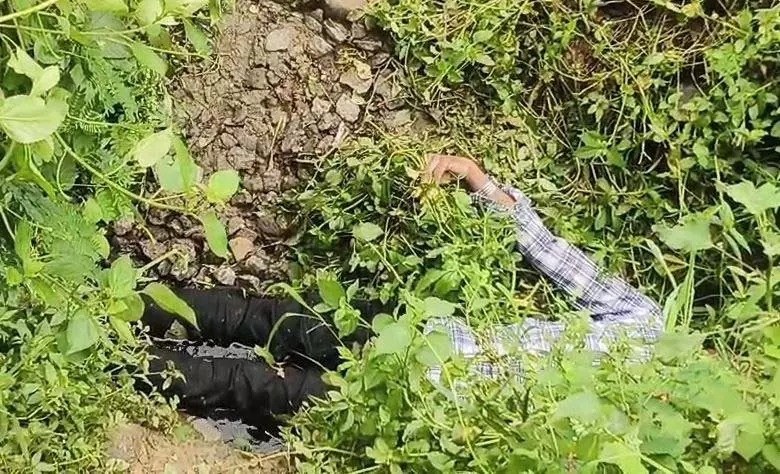 रेलवे लाइन किनारे नाले में मिला युवक का शव, जांच में जुटी पुलिस