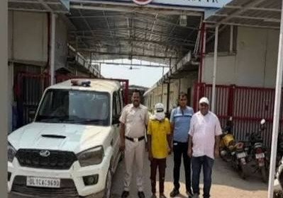 दिल्ली के स्वरूप नगर में नाबालिग की हत्या-रेप का मामला: 50 से ज्यादा CCTV और टेंपो की कड़ी से पुलिस चार आरोपियों तक पहुंची दिल्ली स्वरूप नगर नाबालिग हत्या केस: 50 CCTV और टेंपो से चार आरोपियों तक पहुंची पुलिस